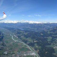 Flugwegposition um 12:19:50: Aufgenommen in der Nähe von Gemeinde Paternion, Österreich in 2136 Meter